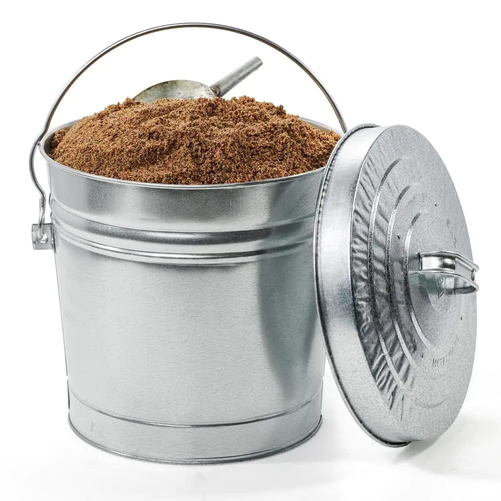 10-Gallon Galvanized Steel Trash Can with Locking Lid F4436