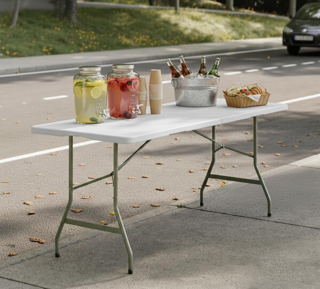 Set of 5 White Plastic Bi-Folding Rectangular Event Tables S2204