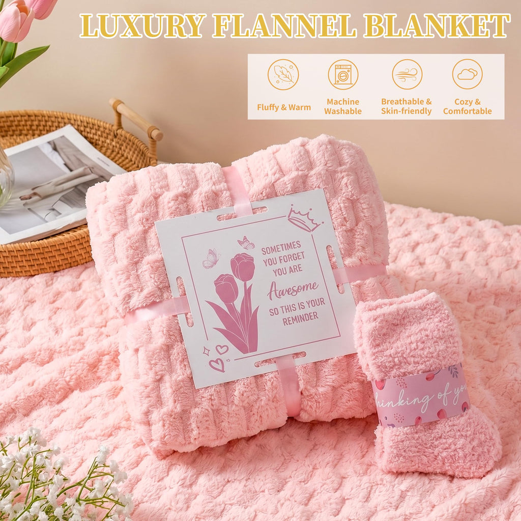 15 Pcs Pink Gift Basket W6734